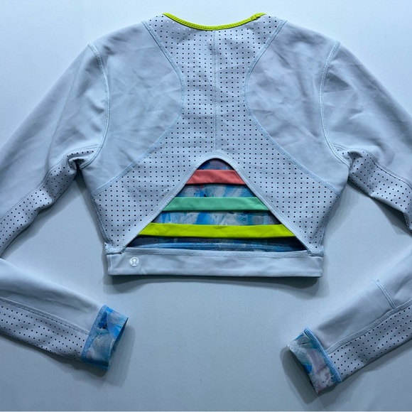 Lululemon Paddle Crop Top Womens Size 2 Reversible Mesh Warpstreme White/Silver - Picture 14 of 16